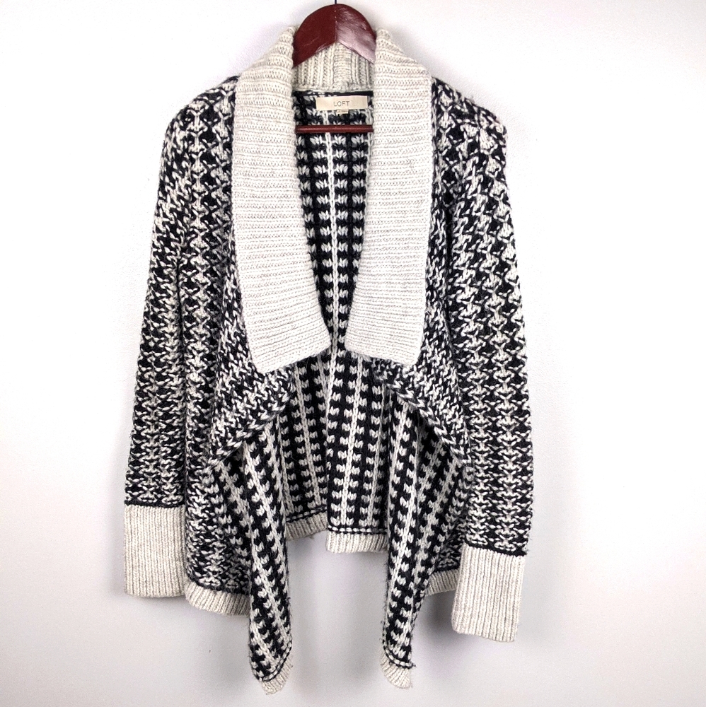 LOFT | Black and White Knitted Cardigan size Small